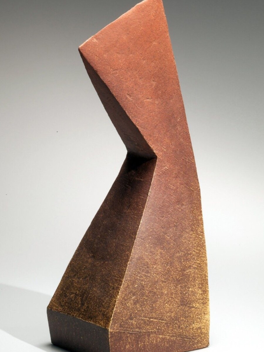 Clay Form, 1964 — Suzuki Osamu. A wabi-sabi monolith authored by the fire.